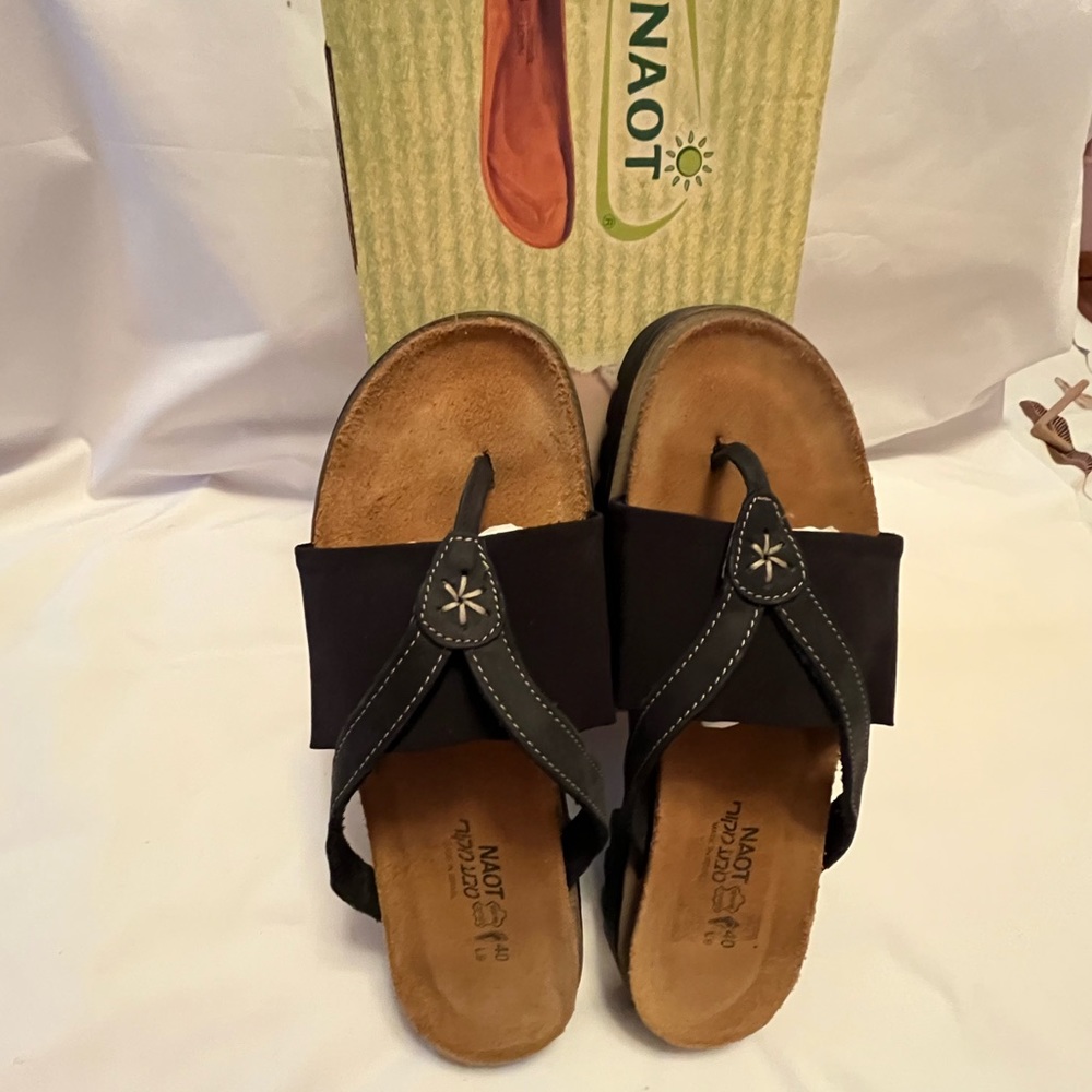 Naot Navy Sandals size 39